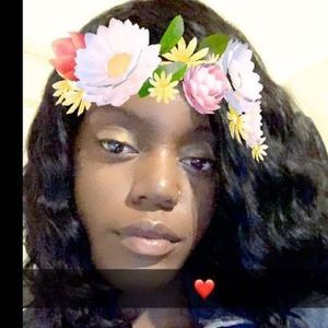 Meet your Posher, Atasha